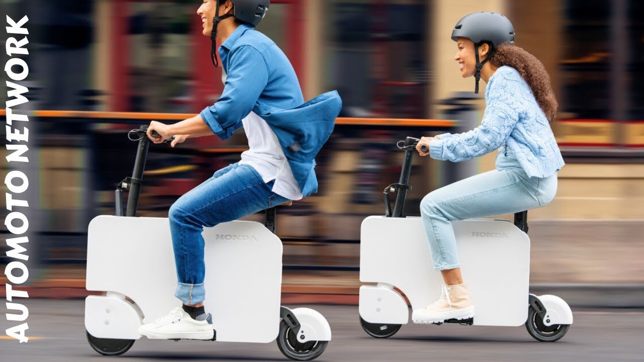 Honda's Game-Changing Motocompacto: Affordable, Foldable E-Scooter for 2024