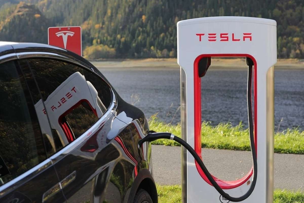 Top Tesla Car Features of 2025: Comfort, Safety, and Smarter Tech | CIO Women Magazine