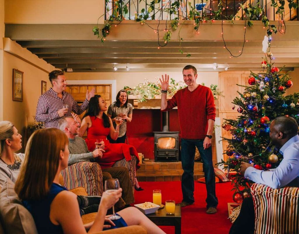 18 Family Christmas Games Online That Bring Everyone Together This Holiday | CIO Women Magazine