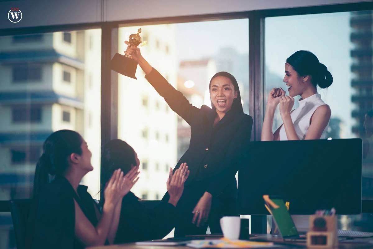 10 Reasons Why You Should Be Hosting an Employee Awards Ceremony? | CIO Women Magazine