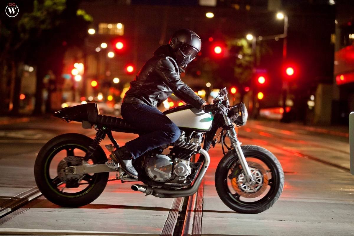 Does Exhaust Affect Mileage of a Motorcycle? | CIO Women Magazine