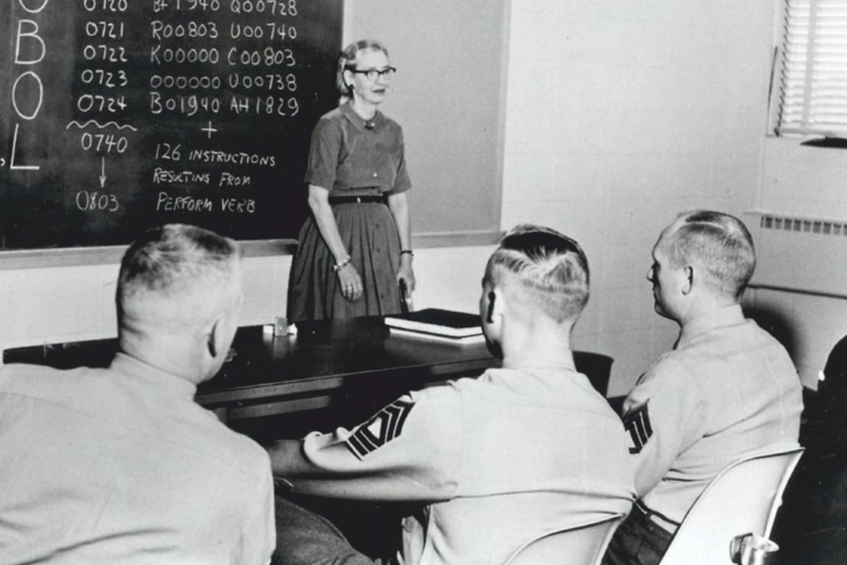 Grace Hopper: The Mother of Computing Science | CIO Women Magazine