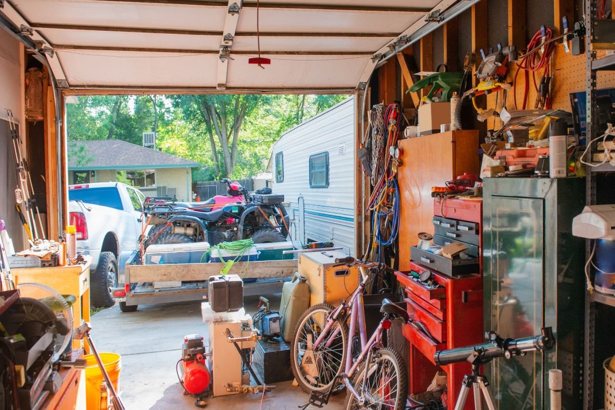 6 Garage Organization Tips to Organize & Declutter Like a Pro | CIO Women Magazine