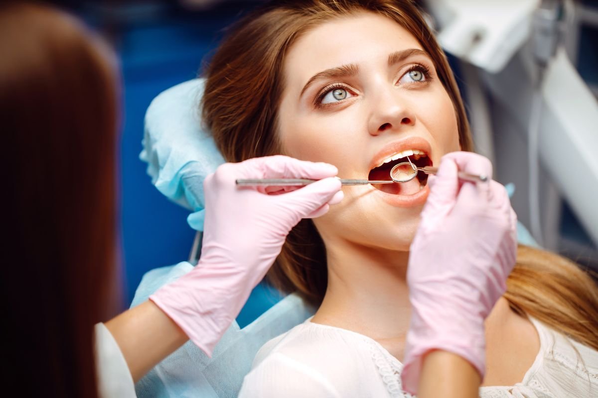 Comprehensive Oral Health Care: The Role of Dental Services | CIO Women Magazine