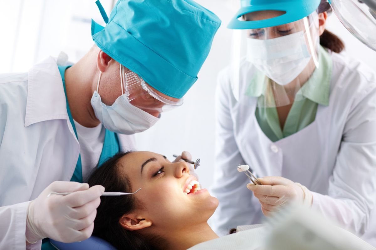 Comprehensive Oral Health Care: The Role of Dental Services | CIO Women Magazine