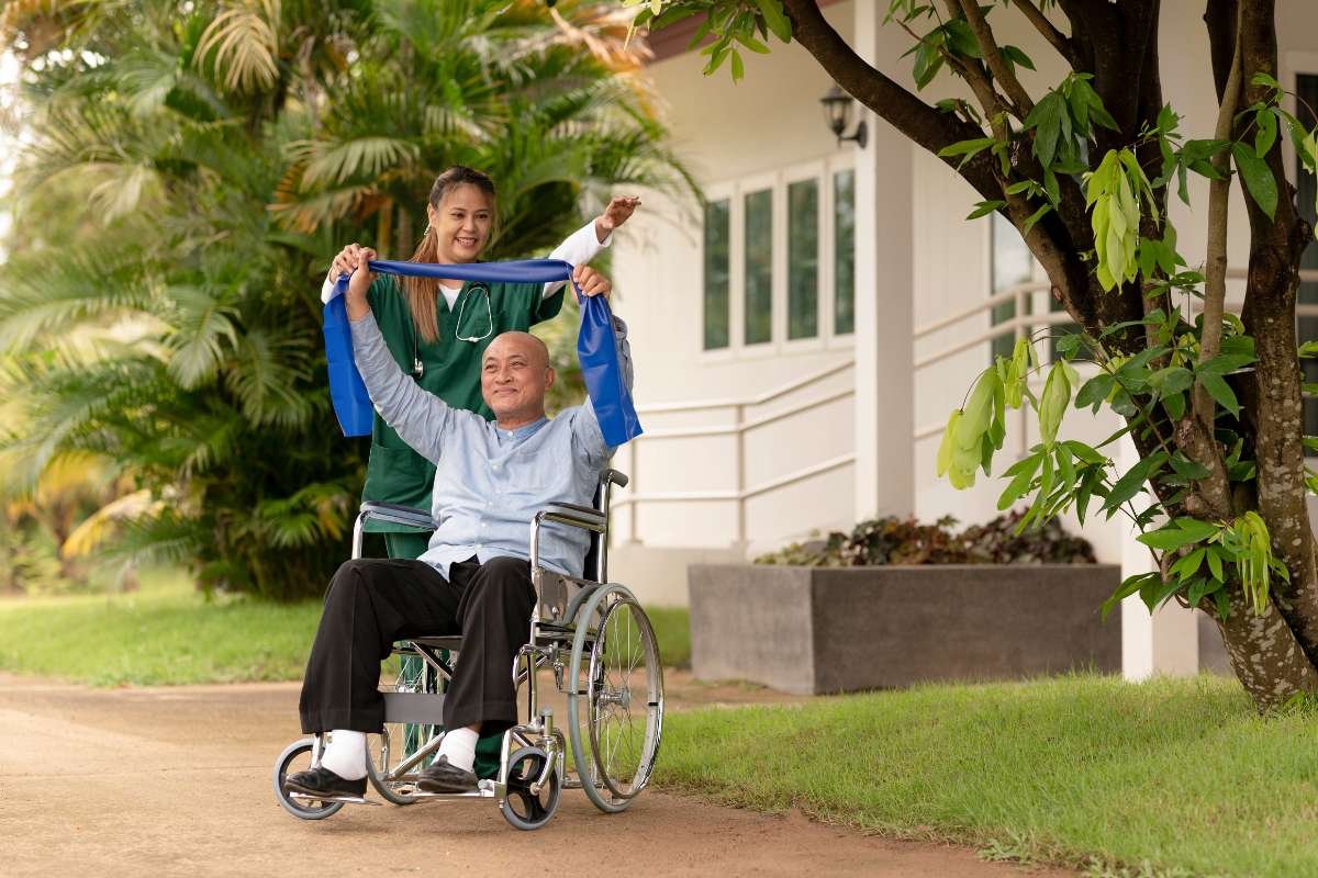 10 Safety Equipment For Elderly And Disability Care | CIO Women Magazine