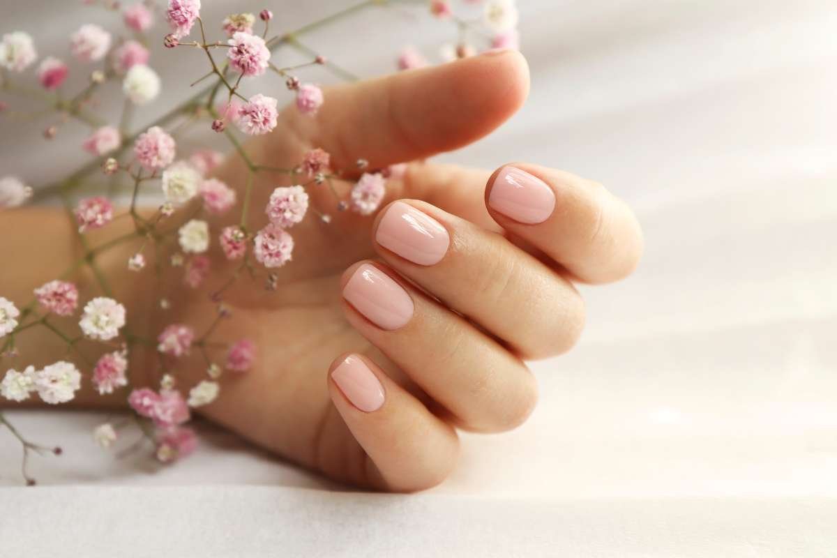 How to Take Care of Nails Naturally? (Tips and Tricks) | CIO Women Magazine