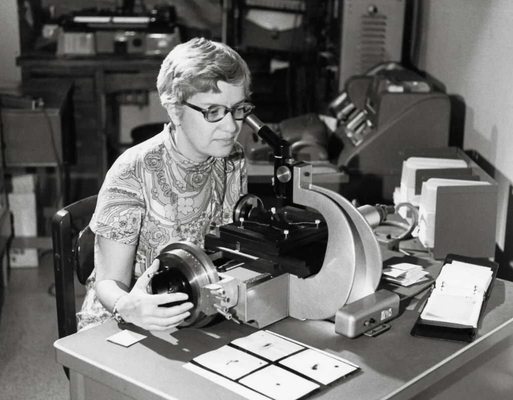 10 Notable Women in Science: Meet the Leading Ladies of Invention | CIO Women Magazine