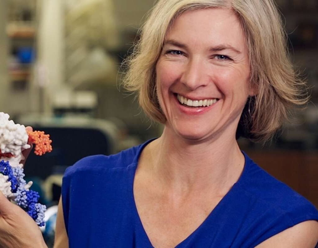 10 Notable Women in Science: Meet the Leading Ladies of Invention | CIO Women Magazine