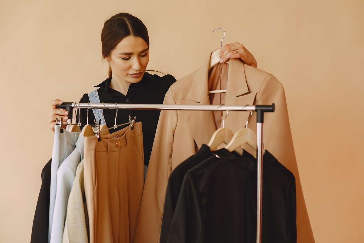 Mastering Popular Seasonal Clothing Trends: Stay in Style | CIO Women Magazine