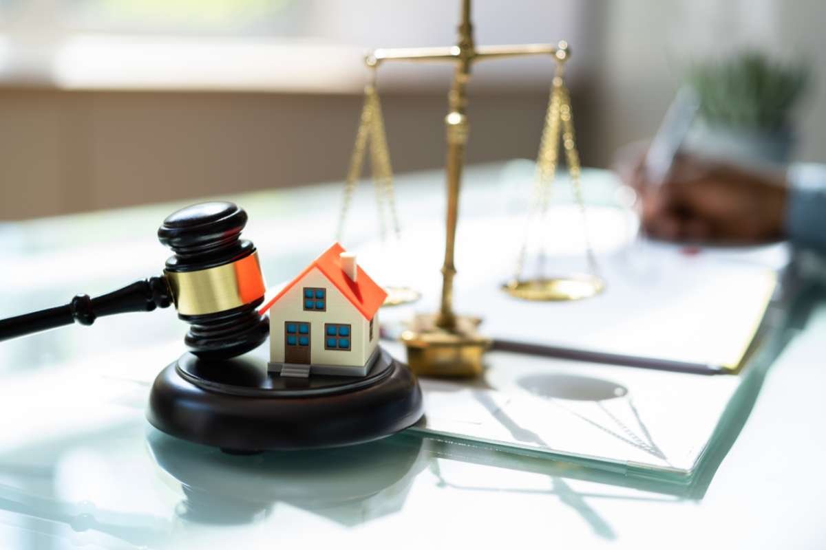 5 Reasons You Need A Real Estate Attorney | CIO Women Magazine