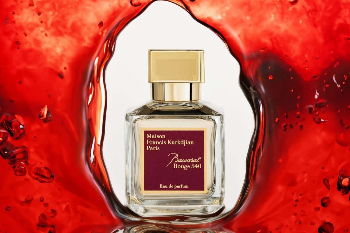 What the Best Perfumes of All Time Reveal About Each Decade? | CIO Women Magazine