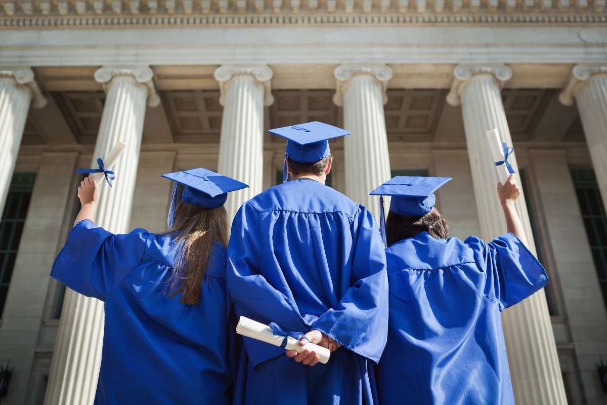 Returning To College After Dropping Out: A Step-by-Step Guide | CIO Women Magazine