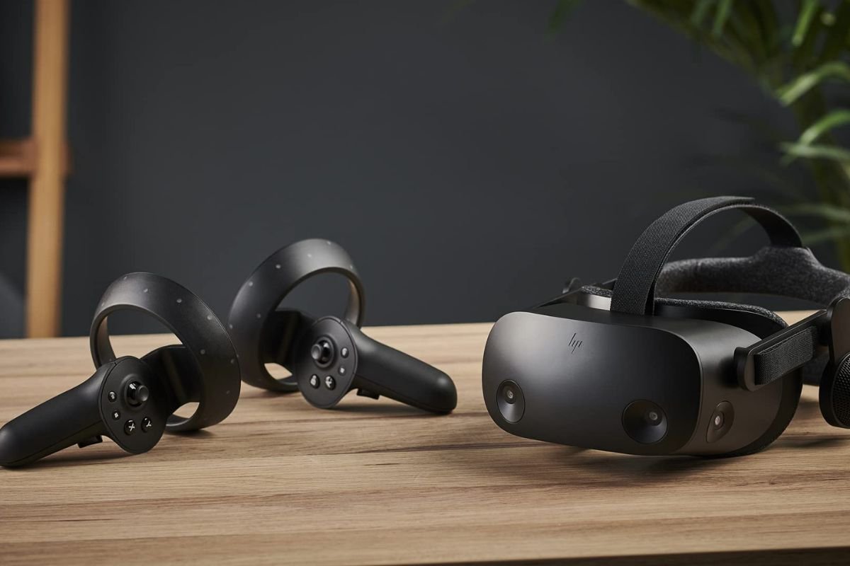 Top 15 Best VR Headsets of 2025 for Gaming and Entertainment | CIO Women Magazine