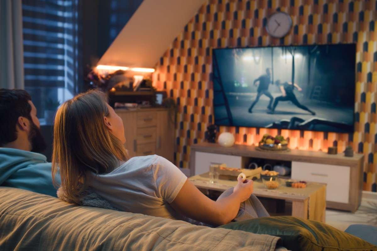 Best Movies for a Rainy Day: The Ultimate Cozy Watchlist | CIO Women Magazine