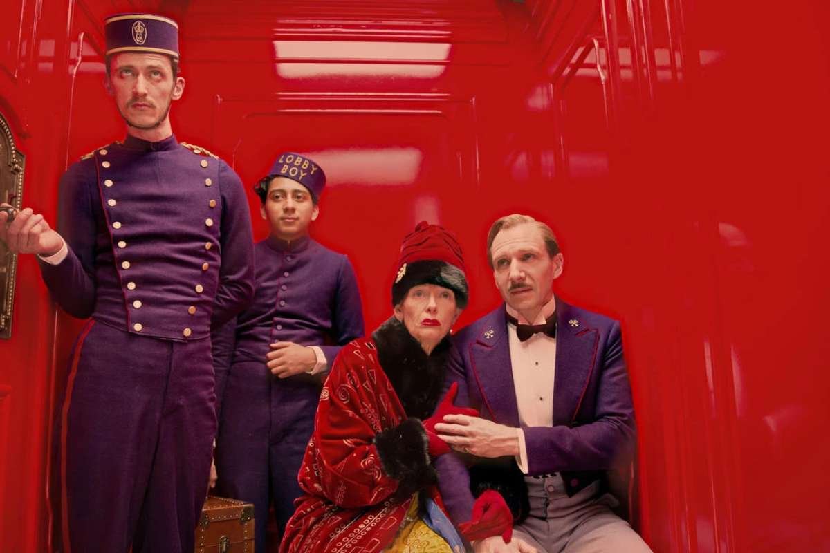 Best Movies for a Rainy Day: The Ultimate Cozy Watchlist | CIO Women Magazine
