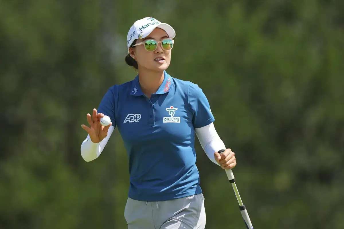 Minjee Lee Secures Major Win Amidst Tough Conditions