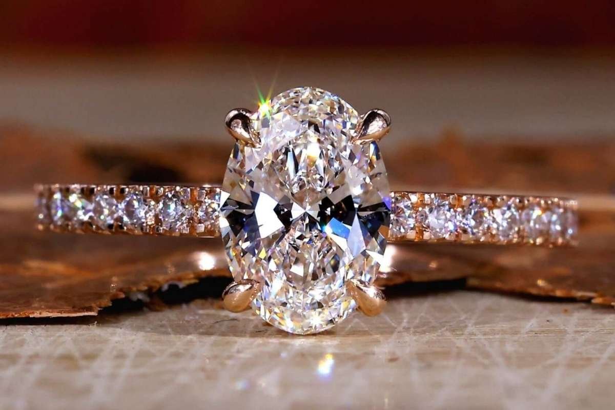 The Best Oval Diamond Engagement Ring Guide You’ll Ever Need | CIO Women Magazine
