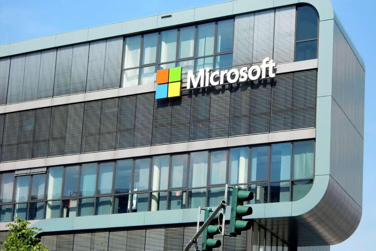 Who's on Top? The 25 Largest Companies by Market Cap in 2025 | CIO Women Magazine