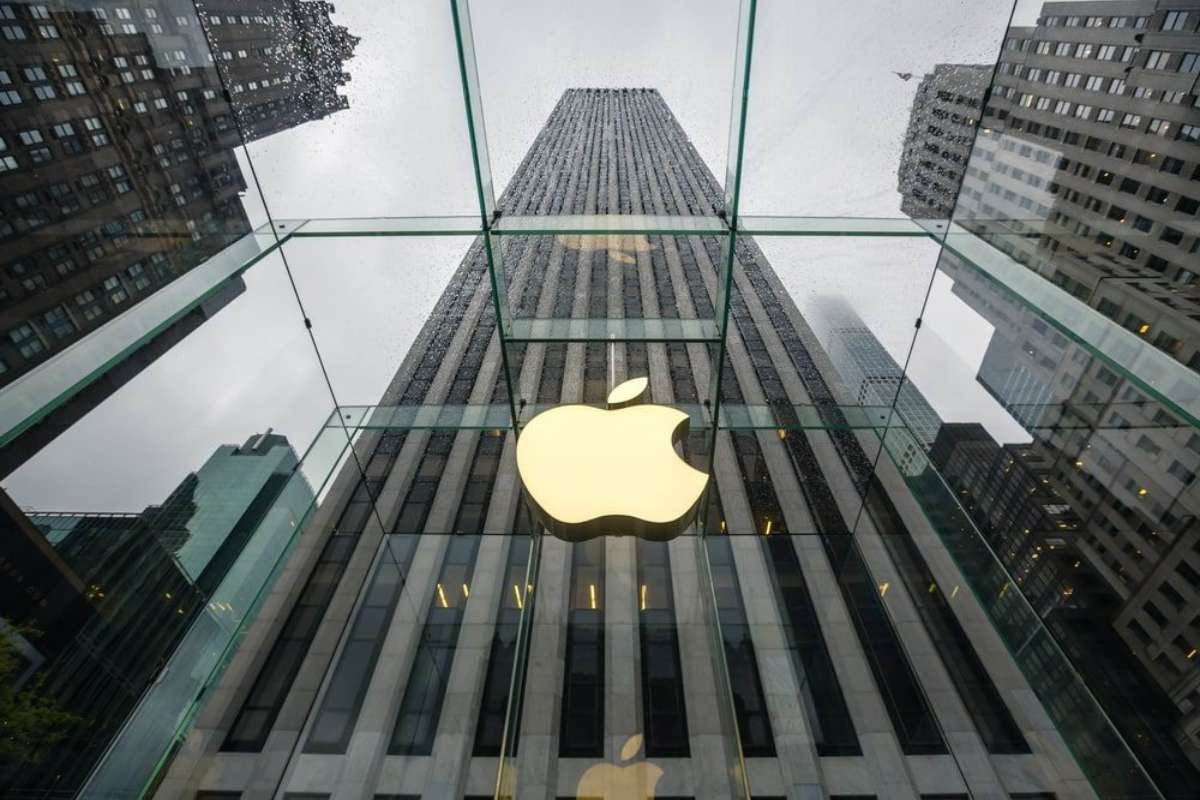 Who's on Top? The 25 Largest Companies by Market Cap in 2025 | CIO Women Magazine