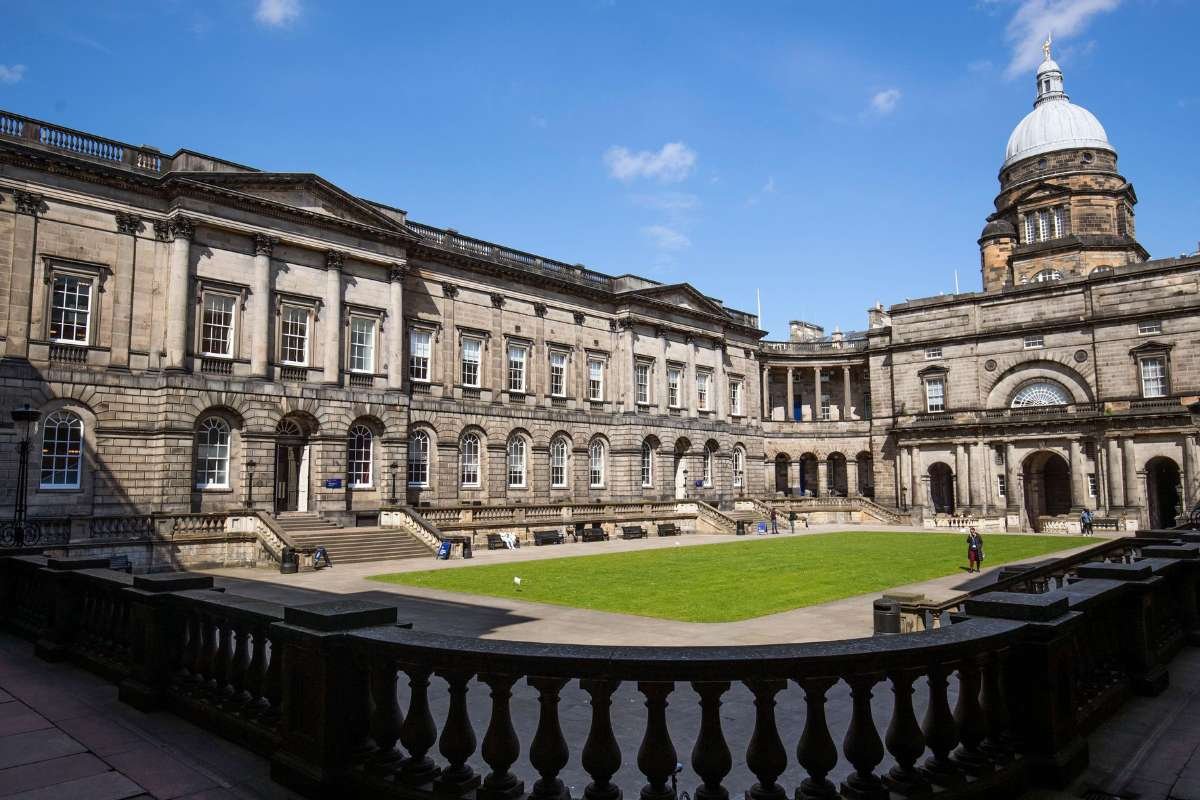 6 Best Online Schools for Postgraduate Study Reviewed 2025 | CIO Women Magazine