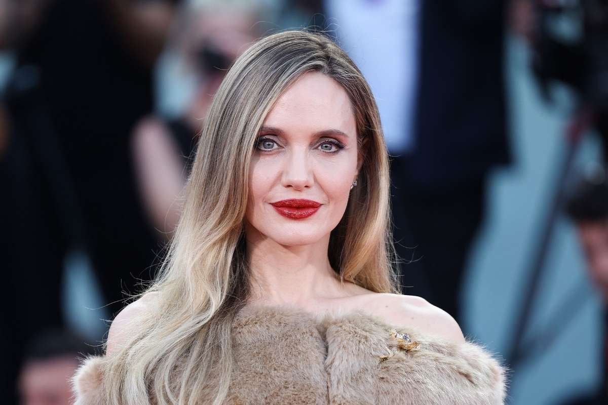 Hottest Actresses of All Time Who Made Beauty Part of Their Legacy | CIO Women Magazine
