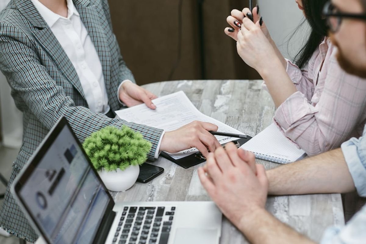 10 Reasons You Need a Business Lawyer for Your Company | CIO Women Magazine