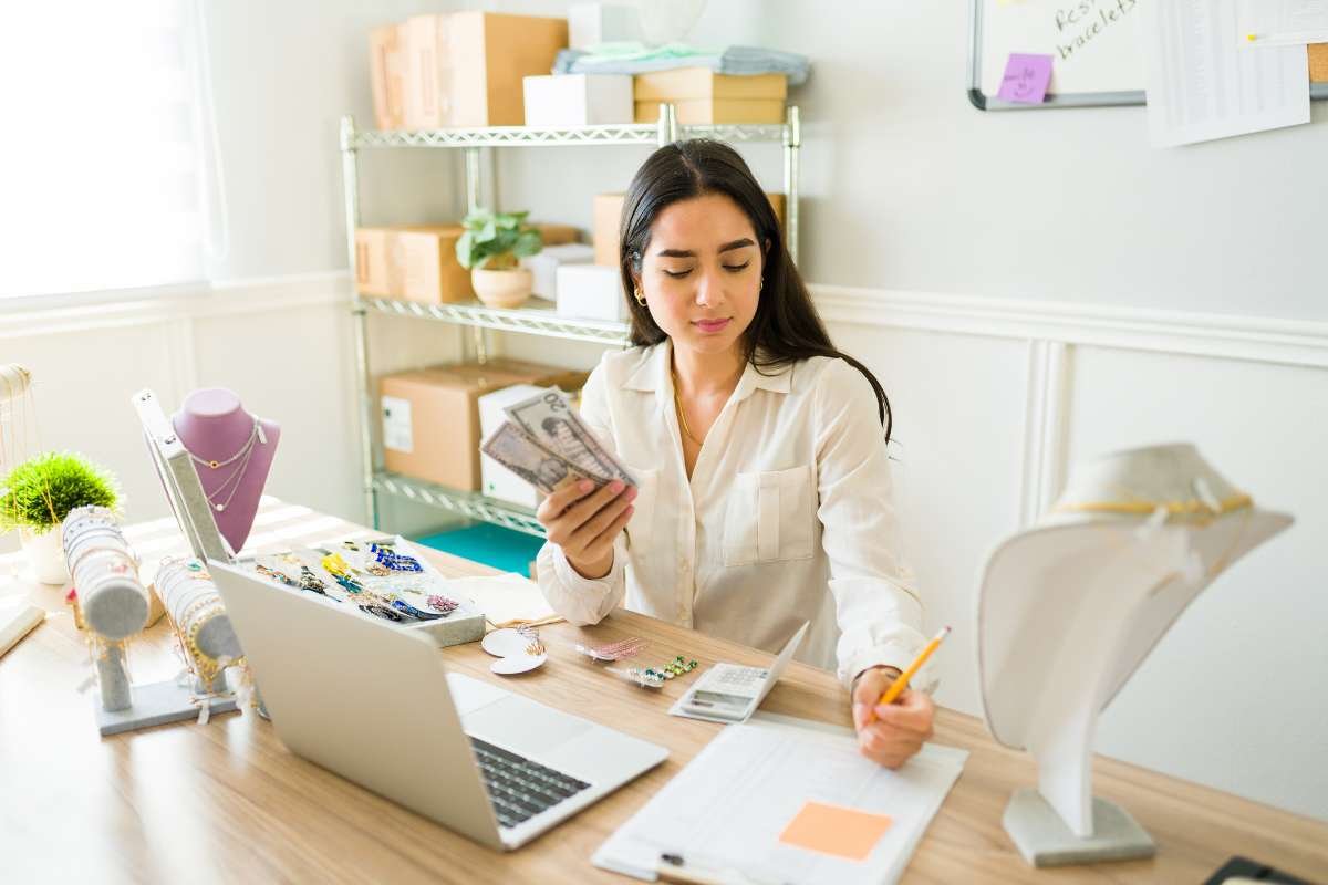 Start Your Own Business and Always Make Money | CIO Women Magazine