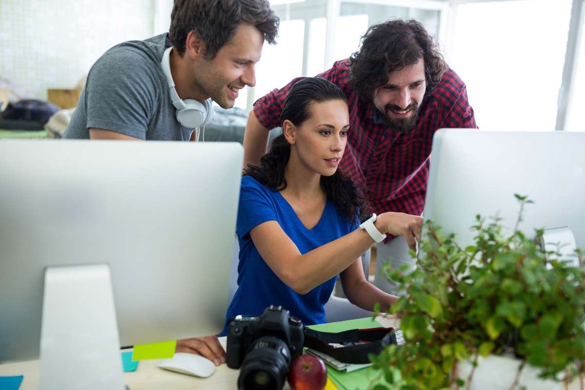 Start Your Own Business and Always Make Money | CIO Women Magazine