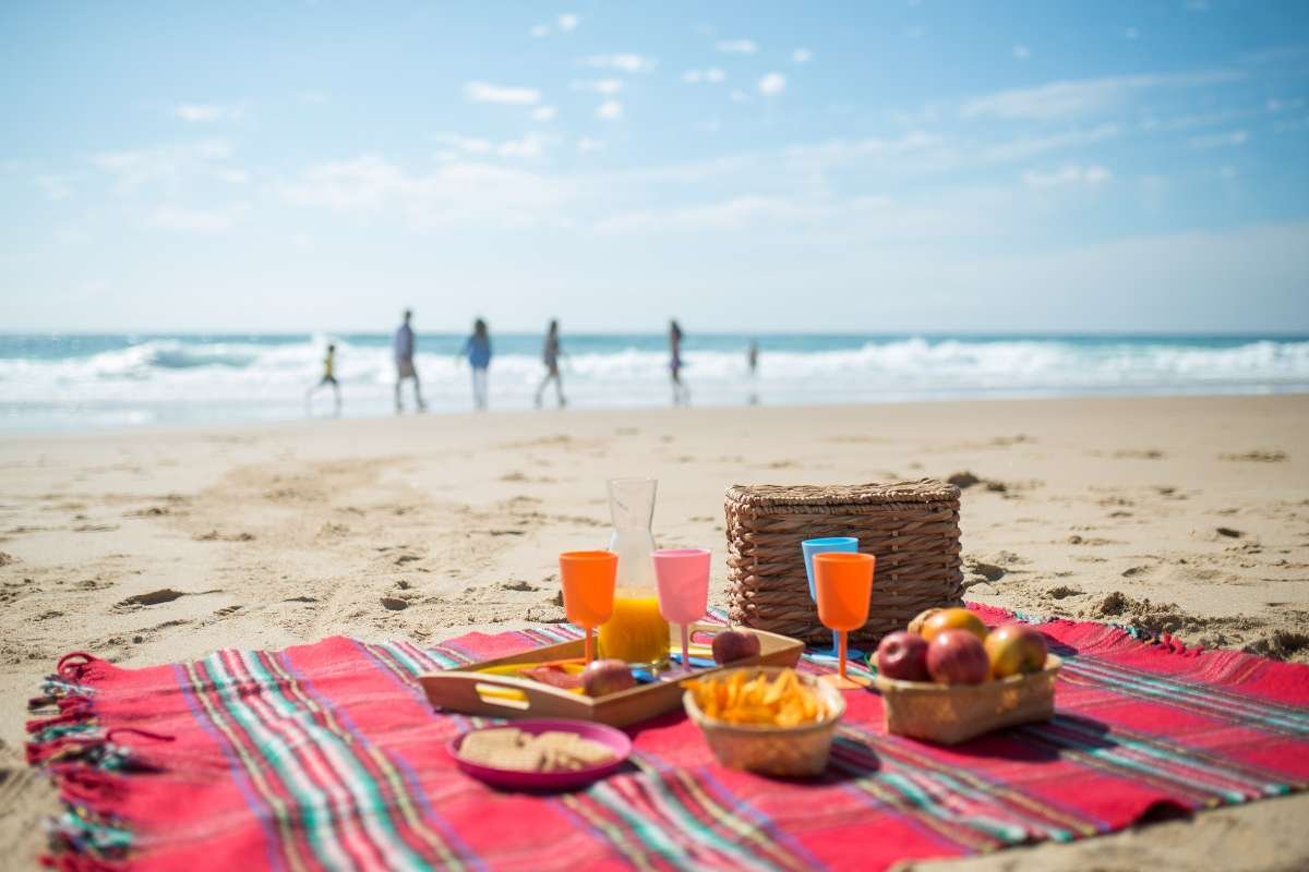 Best Beach Accessories for a Perfect Day by the Shore | CIO Women Magazine