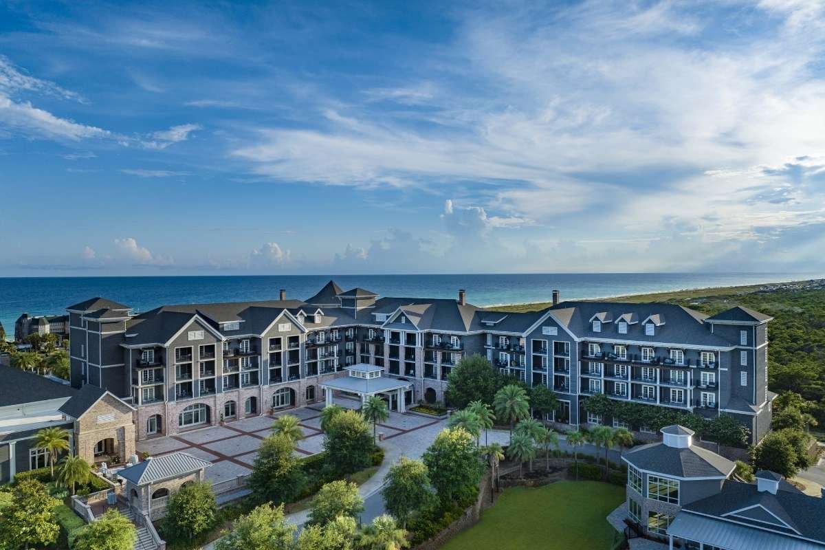 18 Best Beach Resorts in the U.S. Every Kind of Traveler | CIO Women Magazine