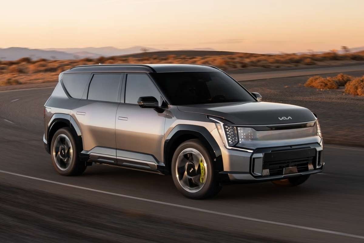 15 Best Cars for Families: Safe, Spacious, and Smart Picks for Every Parent | CIO Women Magazine