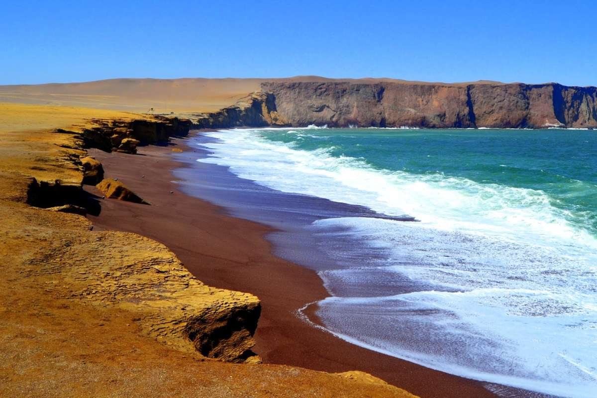 10 Most Colorful Beaches in the World | CIO Women Magazine