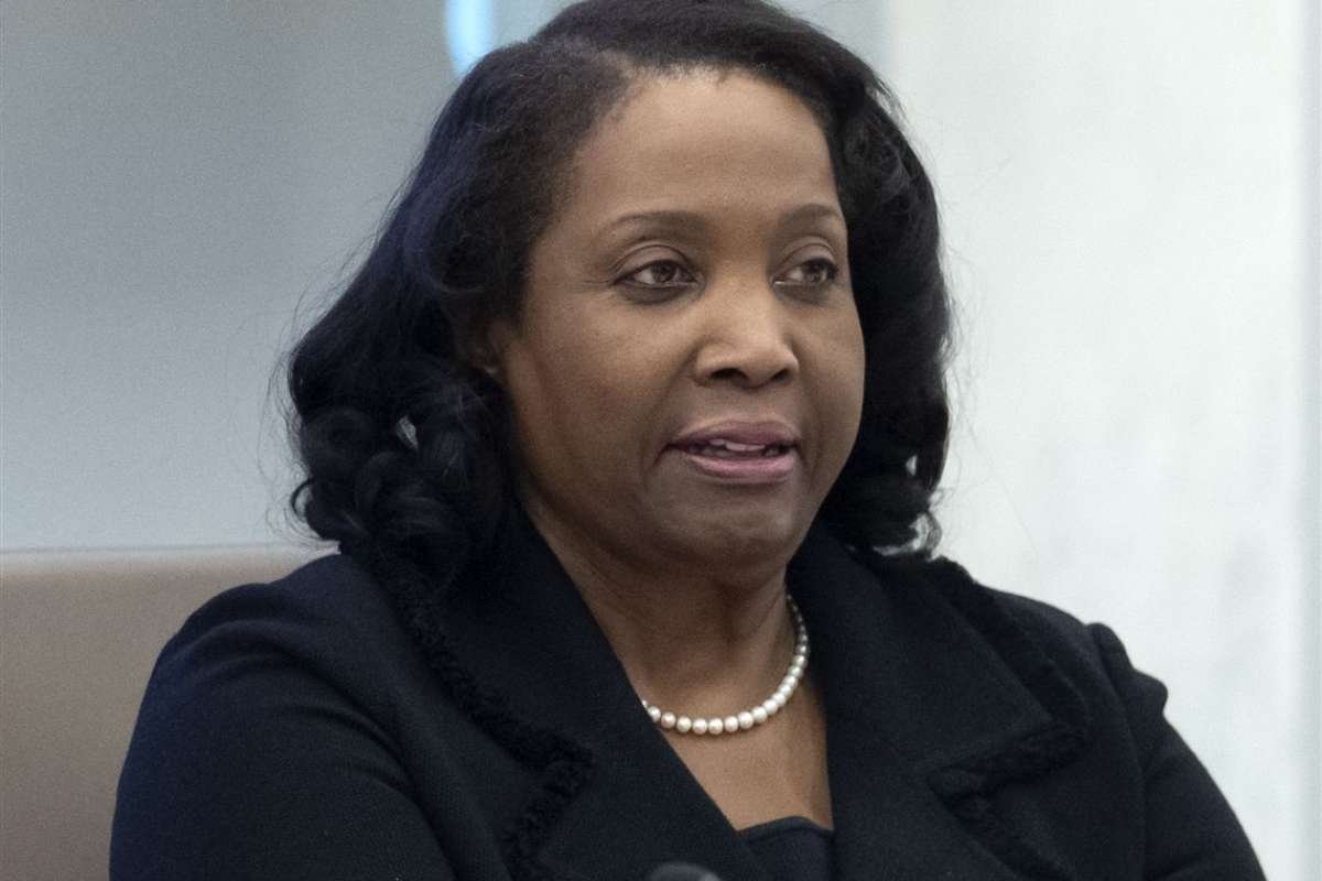 DOJ Opens Criminal Probe Into Fed Governor Lisa Cook Amid Political Clash
