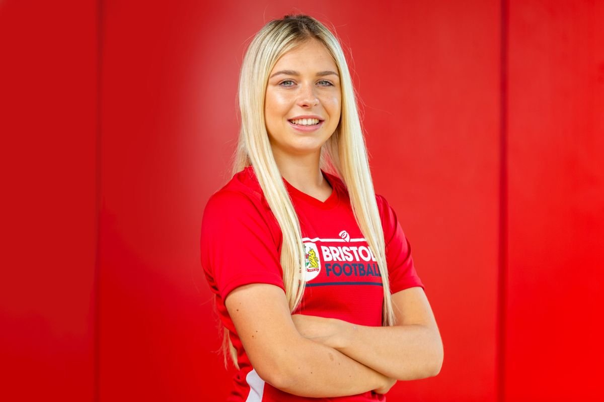 10 Hottest Soccer Players Rule Social Media in 2025 | CIO Women Magazine 