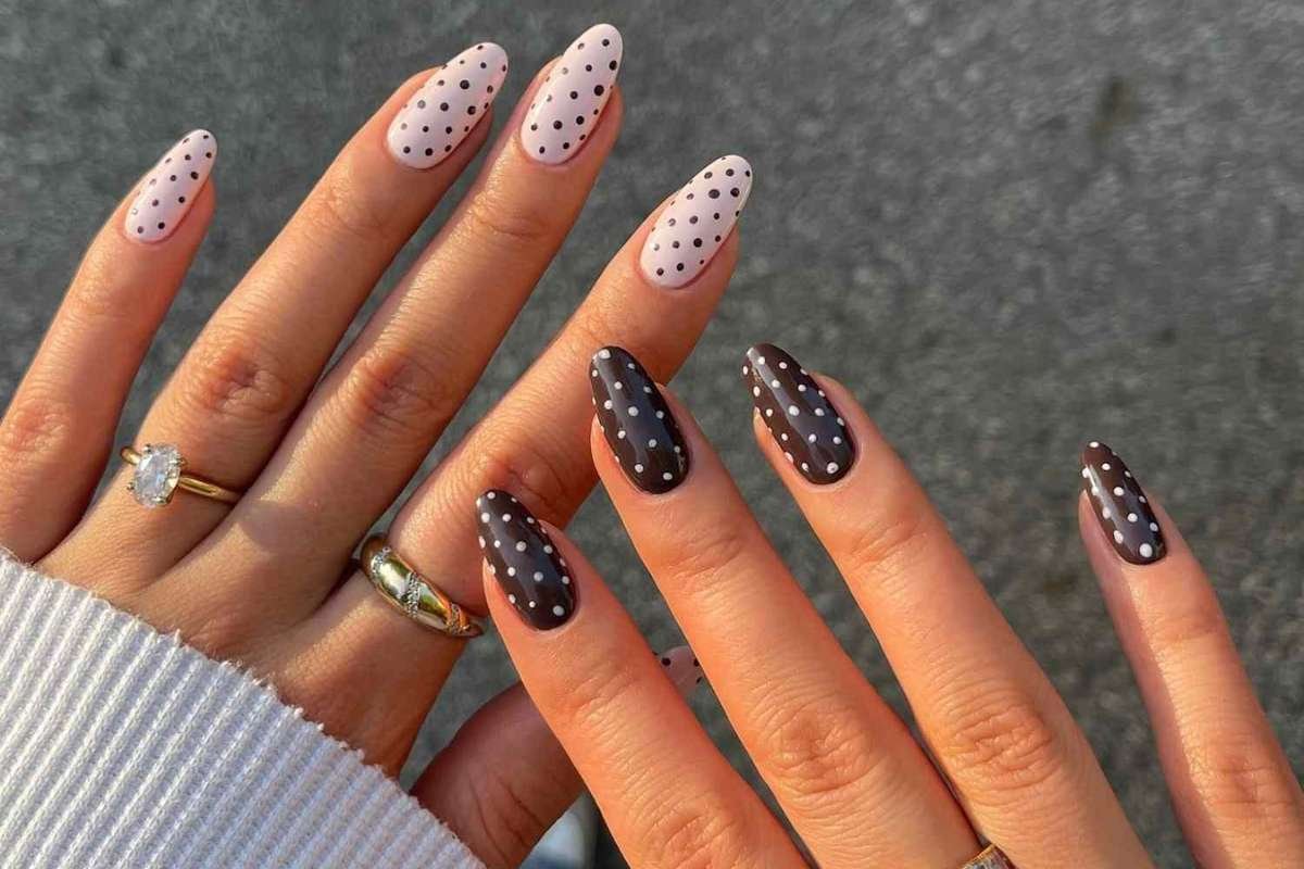 Top 30 Simple Nail Designs That Bring Beauty To Your Fingertips | CIO Women Magazine