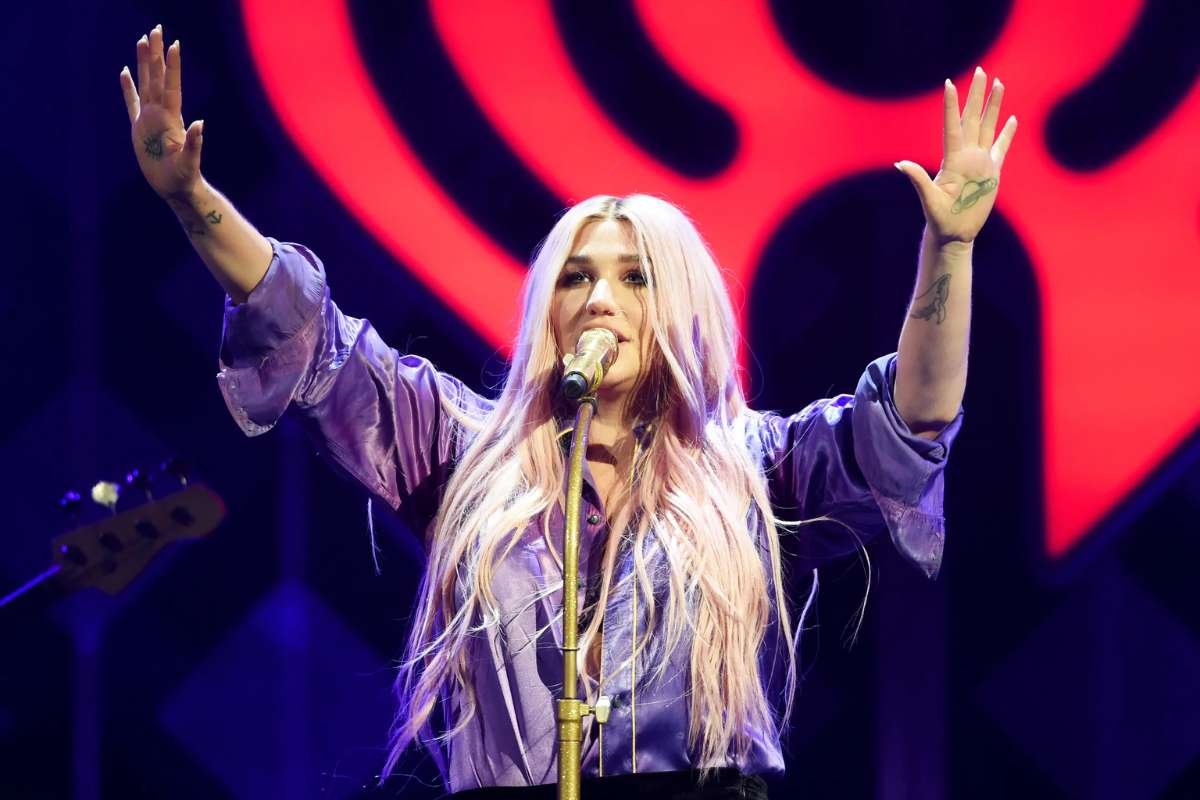 Top 20 Female Pop Music Stars Through Different Eras | CIO Women Magazine