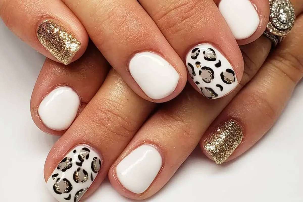 Top 30 Simple Nail Designs That Bring Beauty To Your Fingertips | CIO Women Magazine
