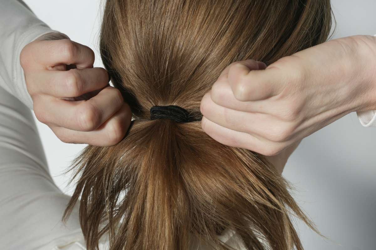 5 Effective Ways to Deal With Hair Loss in Women | CIO Women Magazine 