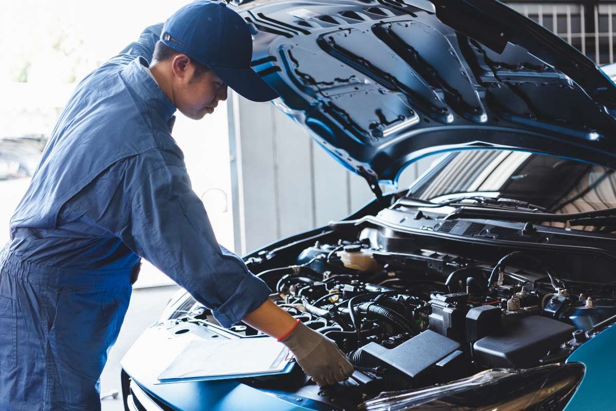 Top 5 Safety Tips for Driving in 2025 | CIO Women Magazine