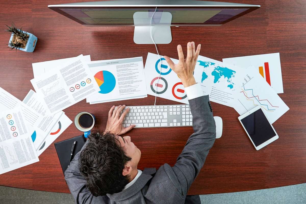 The Hidden Traps Holding Back B2B Revenue Growth | CIO Women Magazine