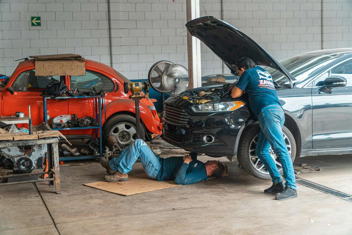2 Steps to Take When Your Vehicle Has Broken Down | CIO Women Magazine