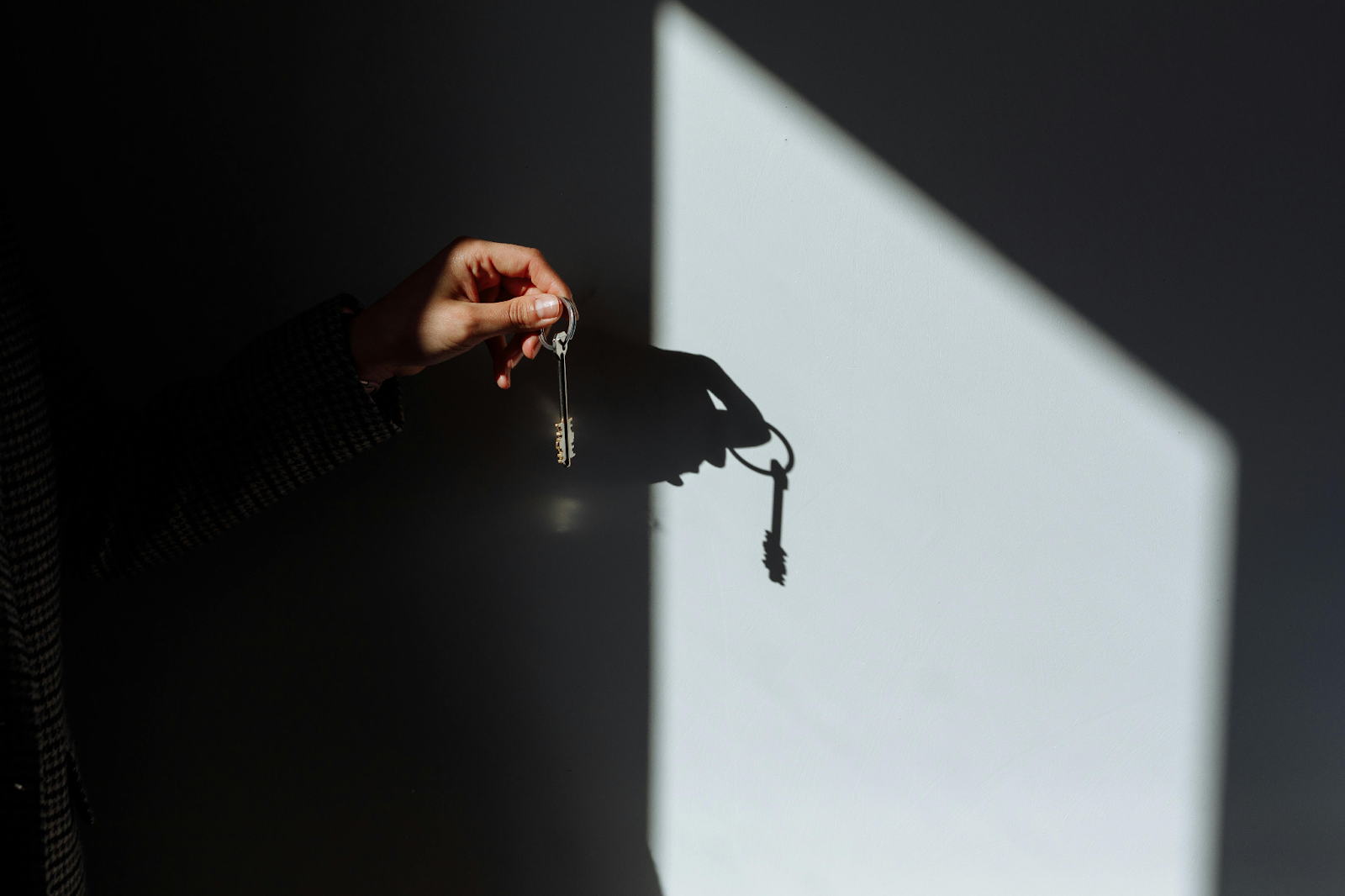 4 Essential Ideas to Inspire Your Business Security Checklist | CIO Women Magazine