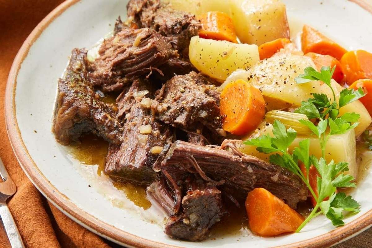 80 Best Christmas Dinner Recipes for Memorable Holiday Feast | CIO Women Magazine