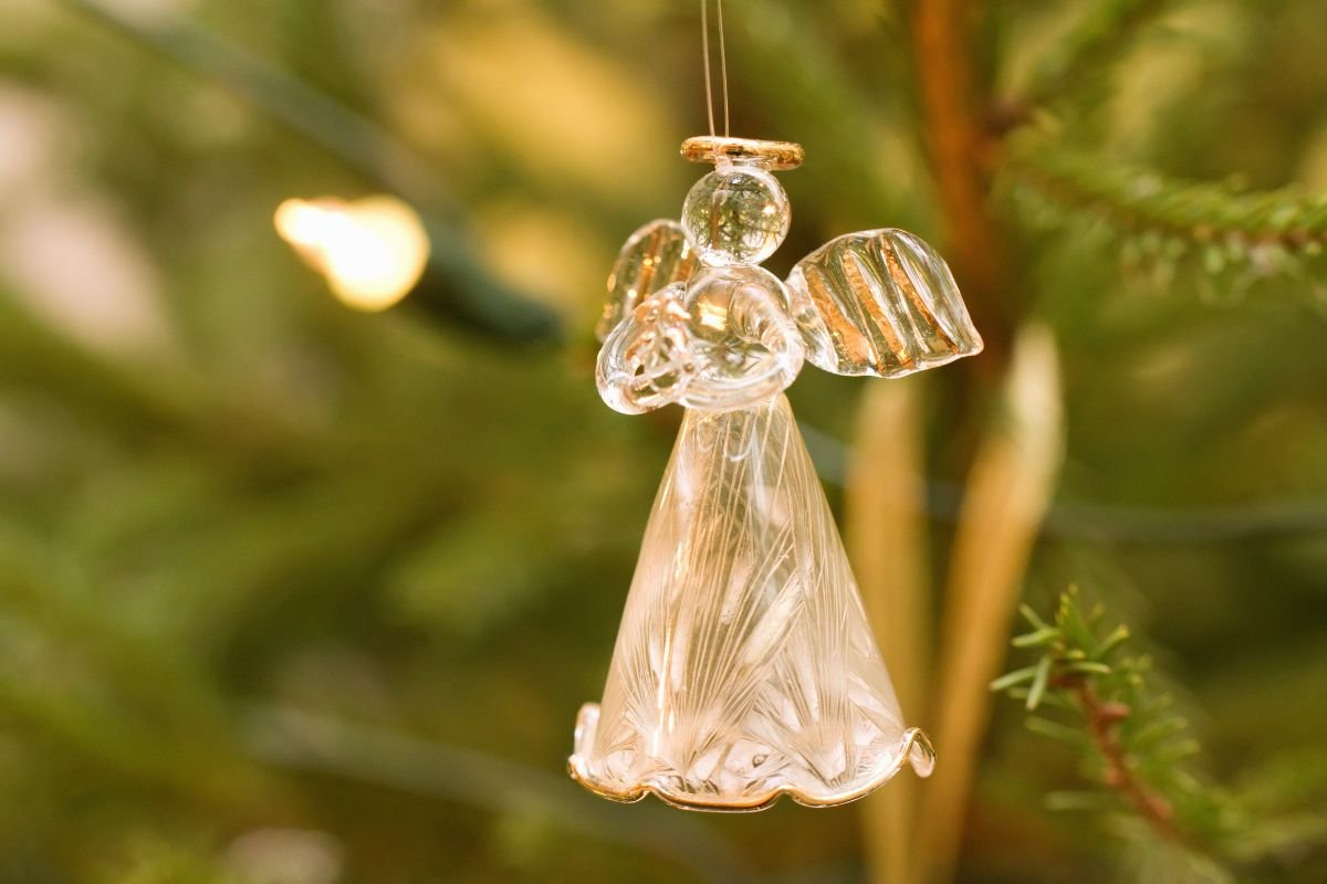 80 Christmas Tree Decoration Ideas That Make Everyone Stare | CIO Women Magazine