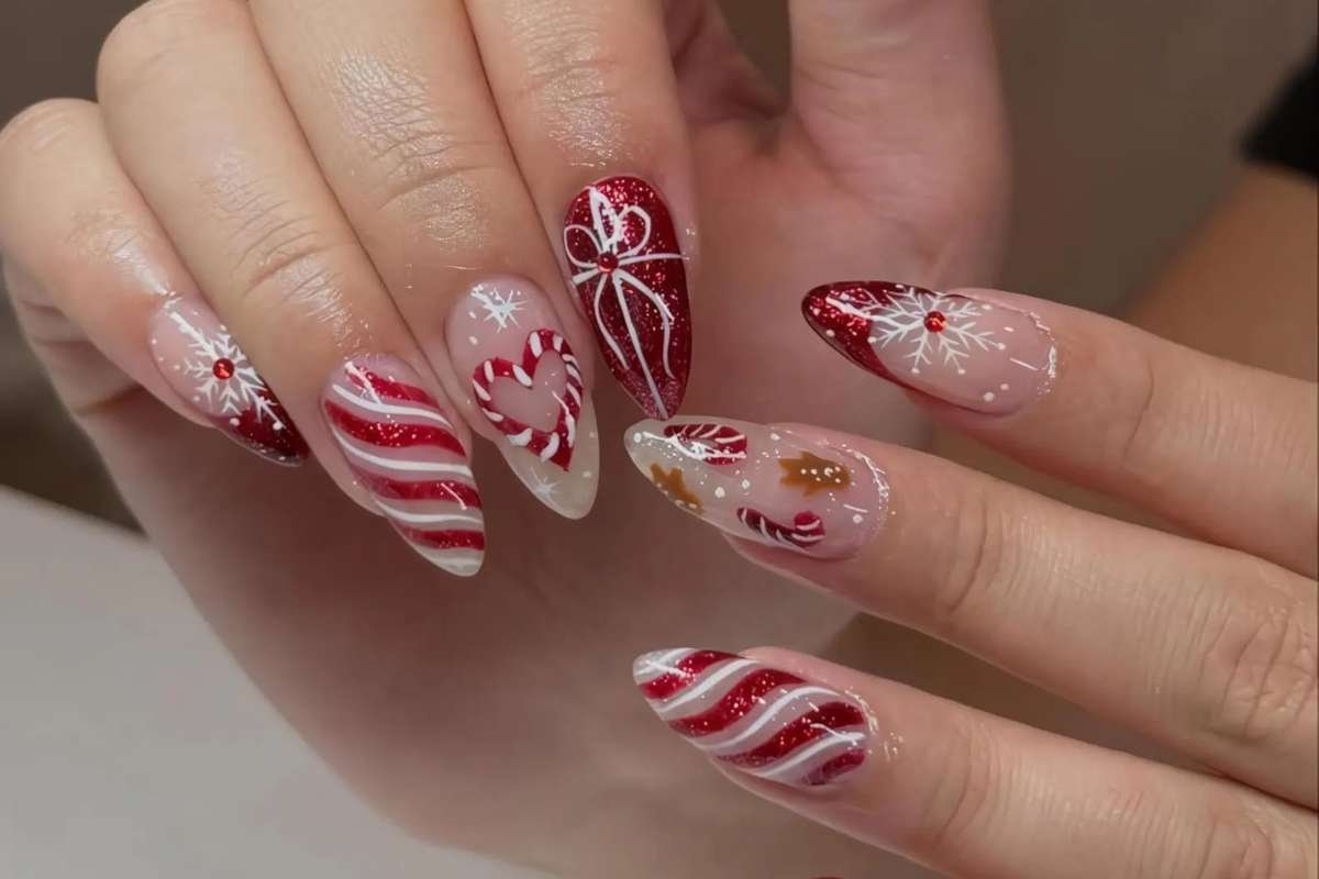 30 Best Christmas Nail Ideas for This Holiday Season | CIO Women Magazine