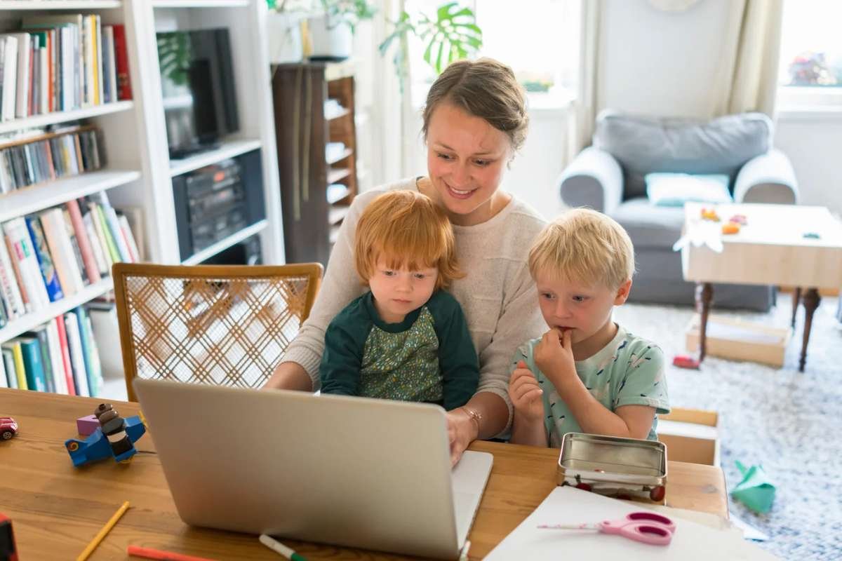 Top 20 Practical Business Ideas for Moms that can Turn into Consistent Revenue in 2026