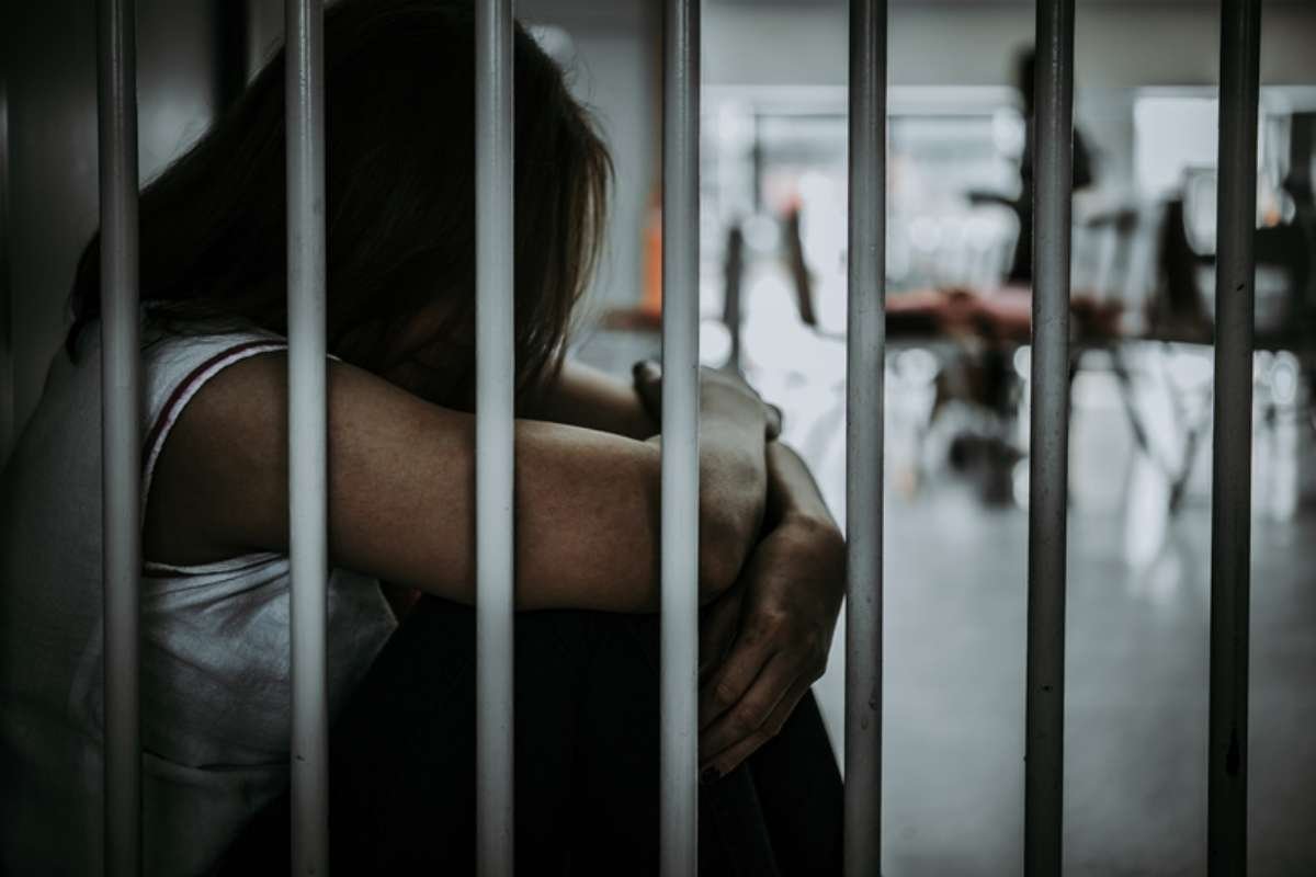 Top 6 Issues Faces Women in Detention Centers | CIO Women Magazine