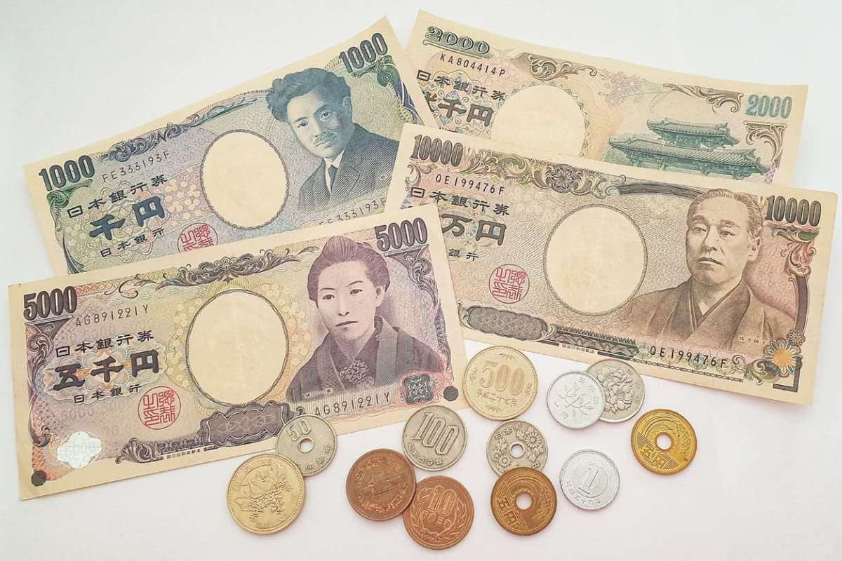 Currencies of the World List- 30 Examples to Know for Global Finance | CIO Women Magazine