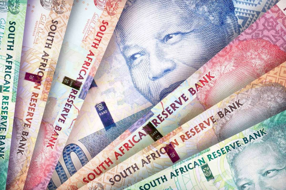 Currencies of the World List- 30 Examples to Know for Global Finance | CIO Women Magazine